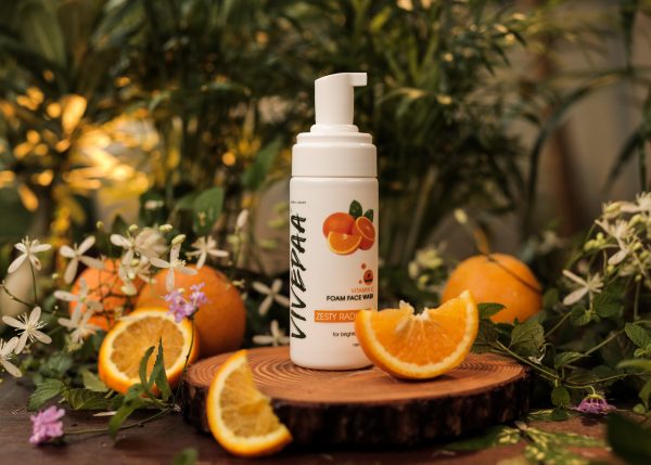 Vitamin C Foam Face Wash - Image 2