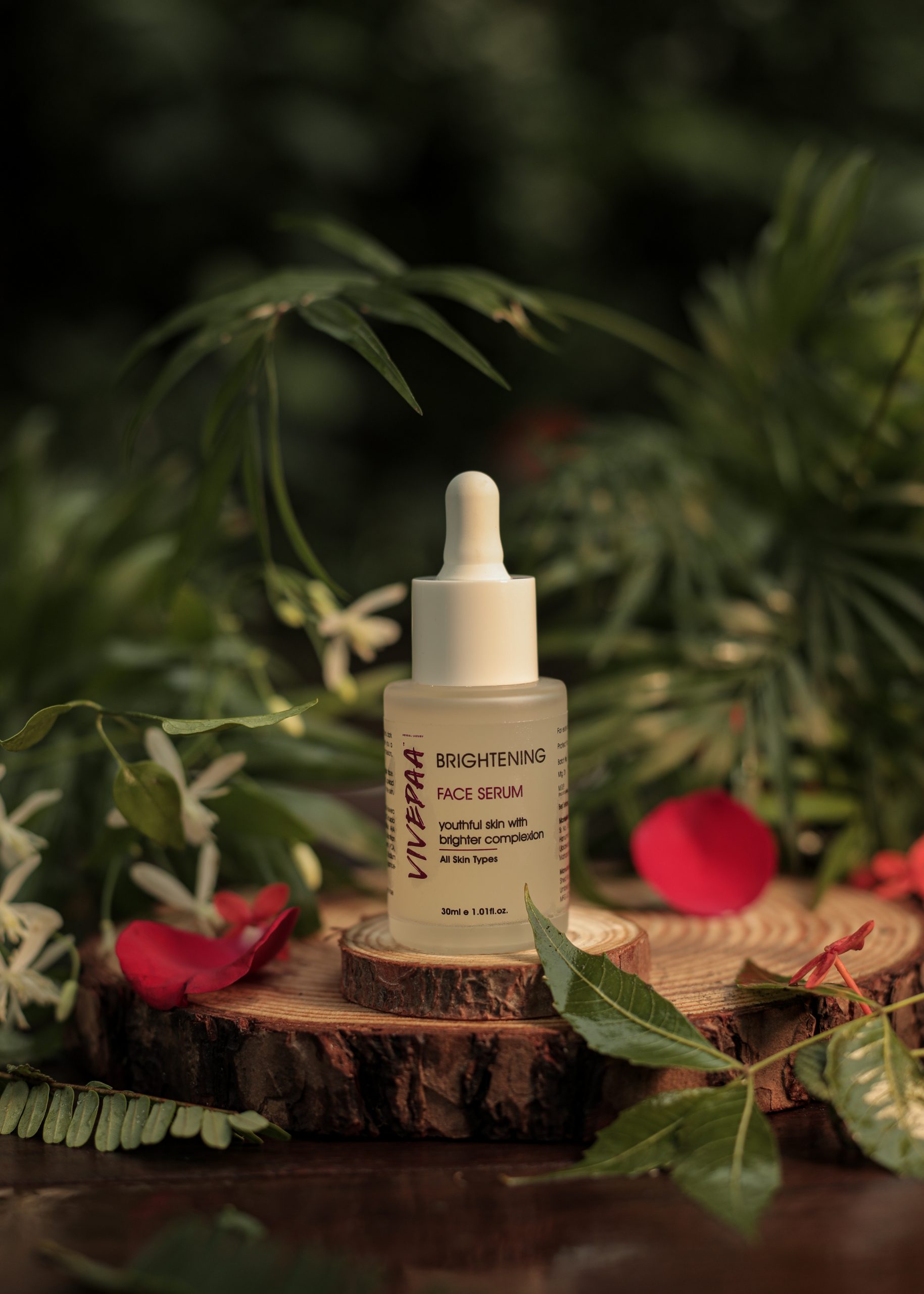 Brightening Face Serum from Vivedaa